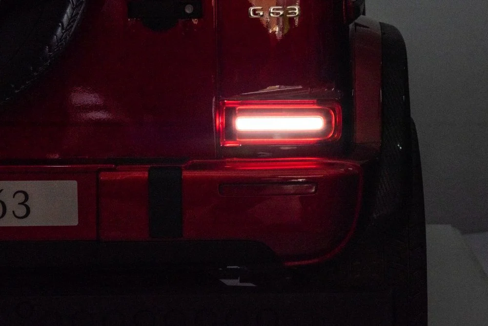 Masinuta electrica Mercedes G63, 4x4, 800W, 24V, MP4, rosu metalizat [15]