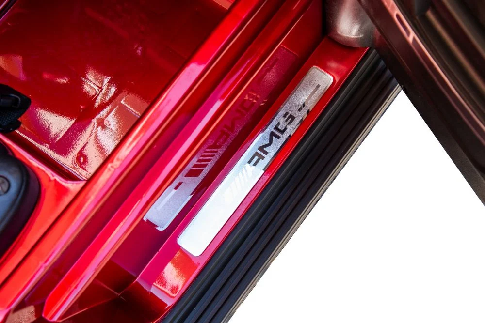 Masinuta electrica Mercedes G63, 4x4, 800W, 24V, MP4, rosu metalizat [11]