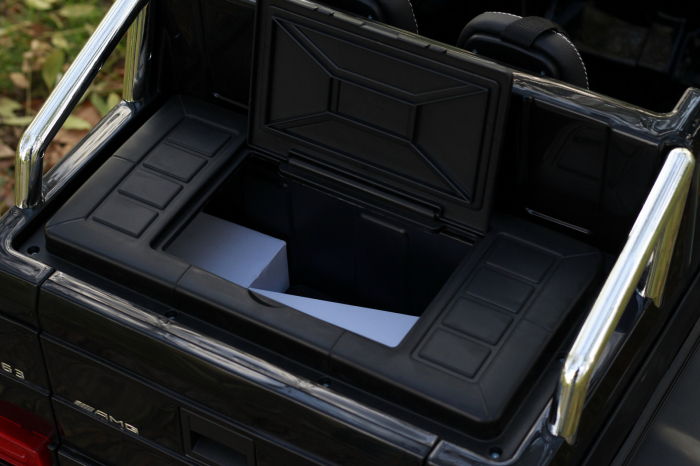Masinuta electrica pentru copii Mercedes G63, 6x6, putere 270W, echipare DELUXE, Negru [14]
