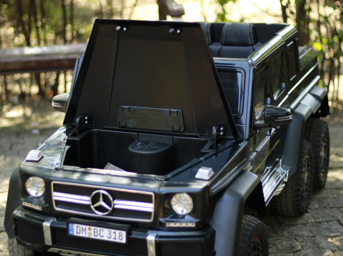 Masinuta electrica cu licenta Mercedes G63 6x6, echipare Premium cu 4 motoare, neagra [10]