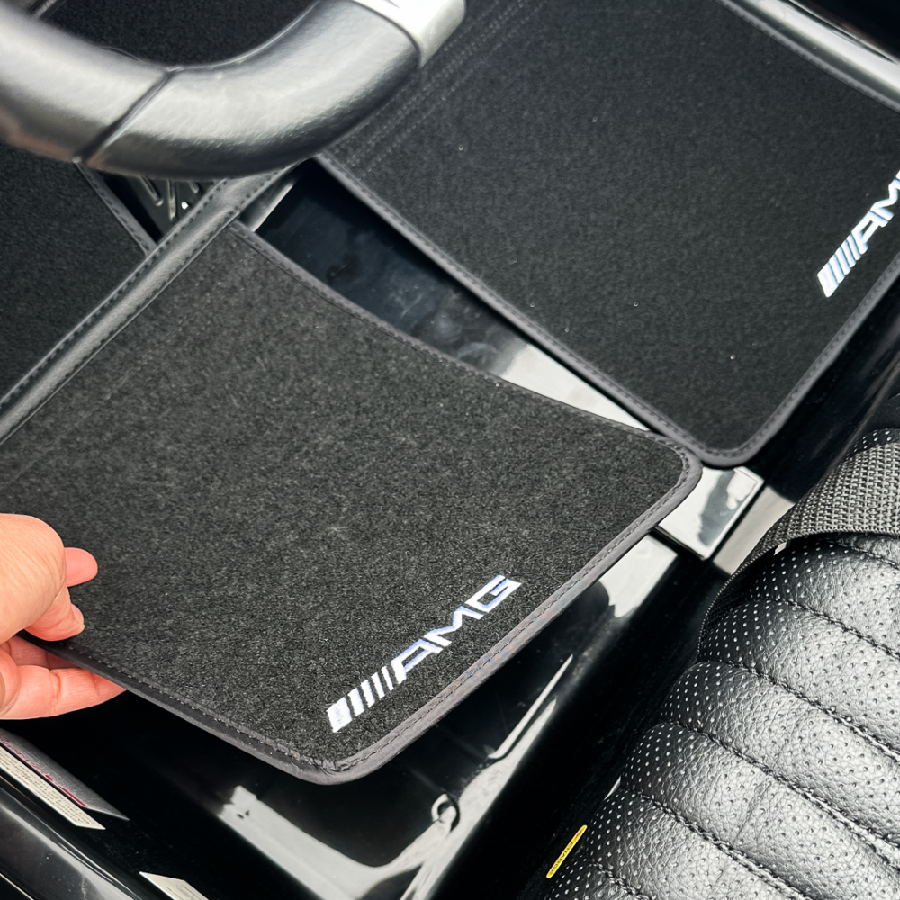 Masinuta electrica Mercedes G63, cu 2 locuri, 4x4, 800W, 24V 14Ah, MP4, neagra [14]