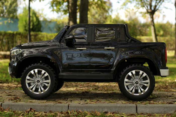 Masinuta electrica pentru copii Mercedes X-Class, 4x4, 180W, PREMIUM, negru [9]