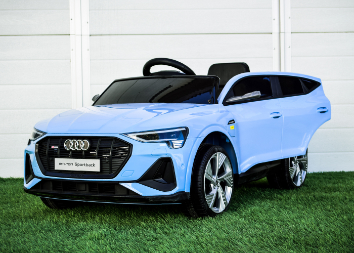 Licensed electric ride-on car Audi E-tron Sportback, 4x4, 12V 140W, albastra [2]
