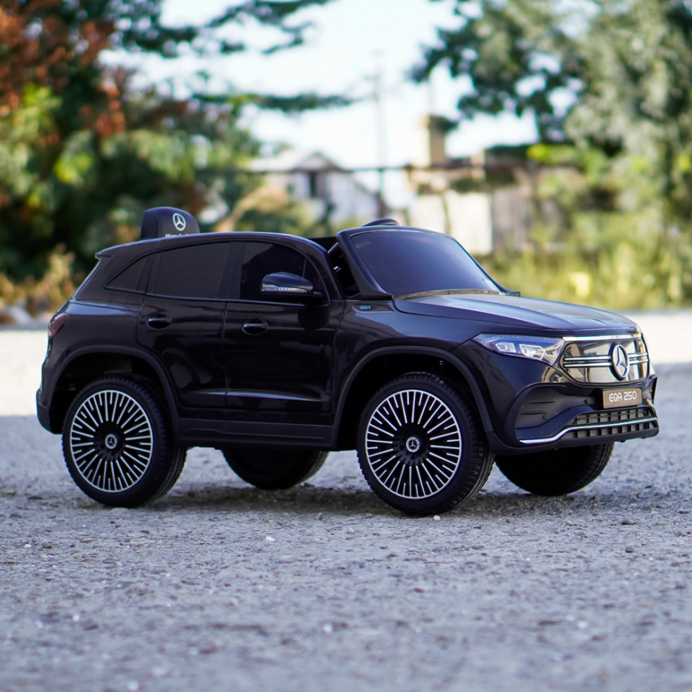 Licensed ride-on car for children Mercedes EQA, 4x4, 140W 12V premium, black [3]