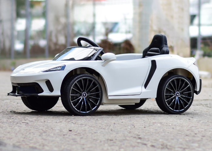 Masinuta electrica pentru copii McLaren GT 70W 12V, butterfly doors, alba [13]