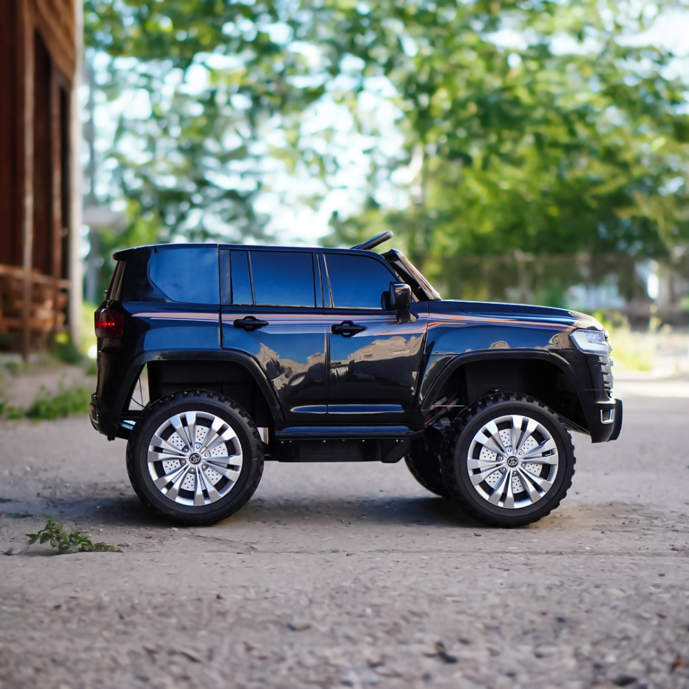 Masinuta electrica pentru copii, Toyota Land Cruiser, 2 locuri, 140W, 12V, echipare Premium, neagra [9]