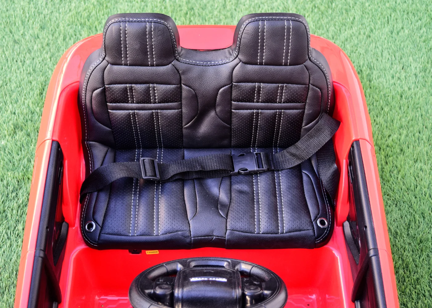 Licensed electric ride-on car Range Rover for kids, 4x4 140W, 12V, leather seat, red [12]