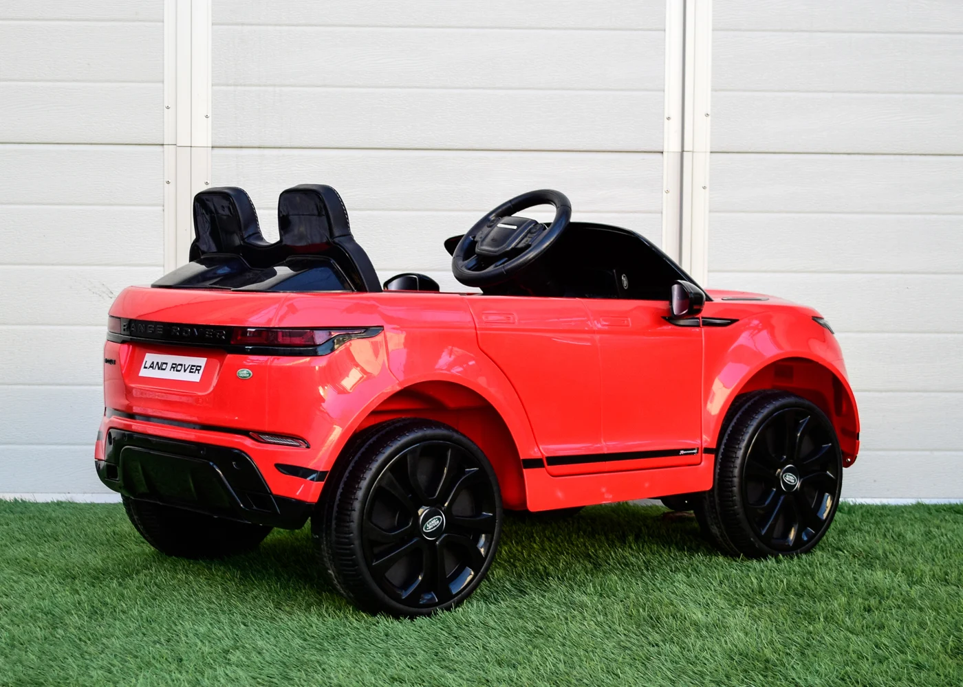 Licensed electric ride-on car Range Rover for kids, 4x4 140W, 12V, leather seat, red [10]