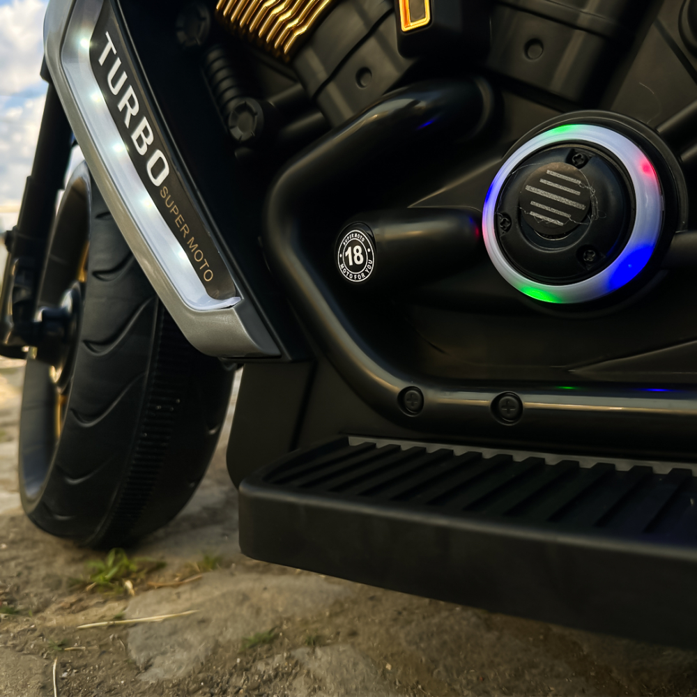 Motocicleta electrica cu 3 roti pentru copii, SuperMoto, 70W, 12V, scaun tapitat, bluetooth, neagra [12]