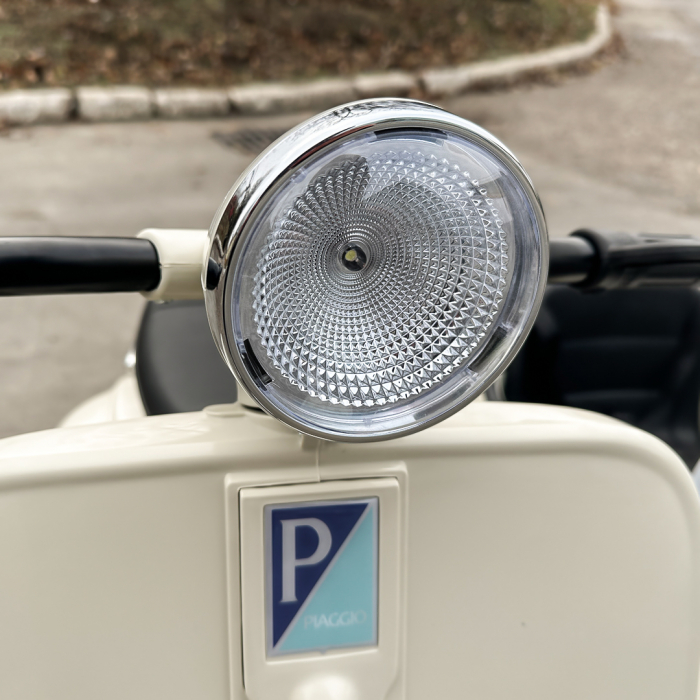 Ride-on scooter for children, licensed Piaggio VESPA 150 VL1T, 110W, 12V, 10Ah, beige [16]