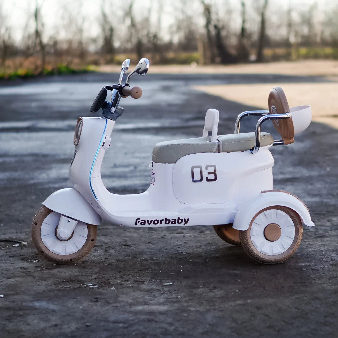 Electric Scooter for Kids , 3 Wheels, 2 Seats, Remote Control, 70W, white [3]