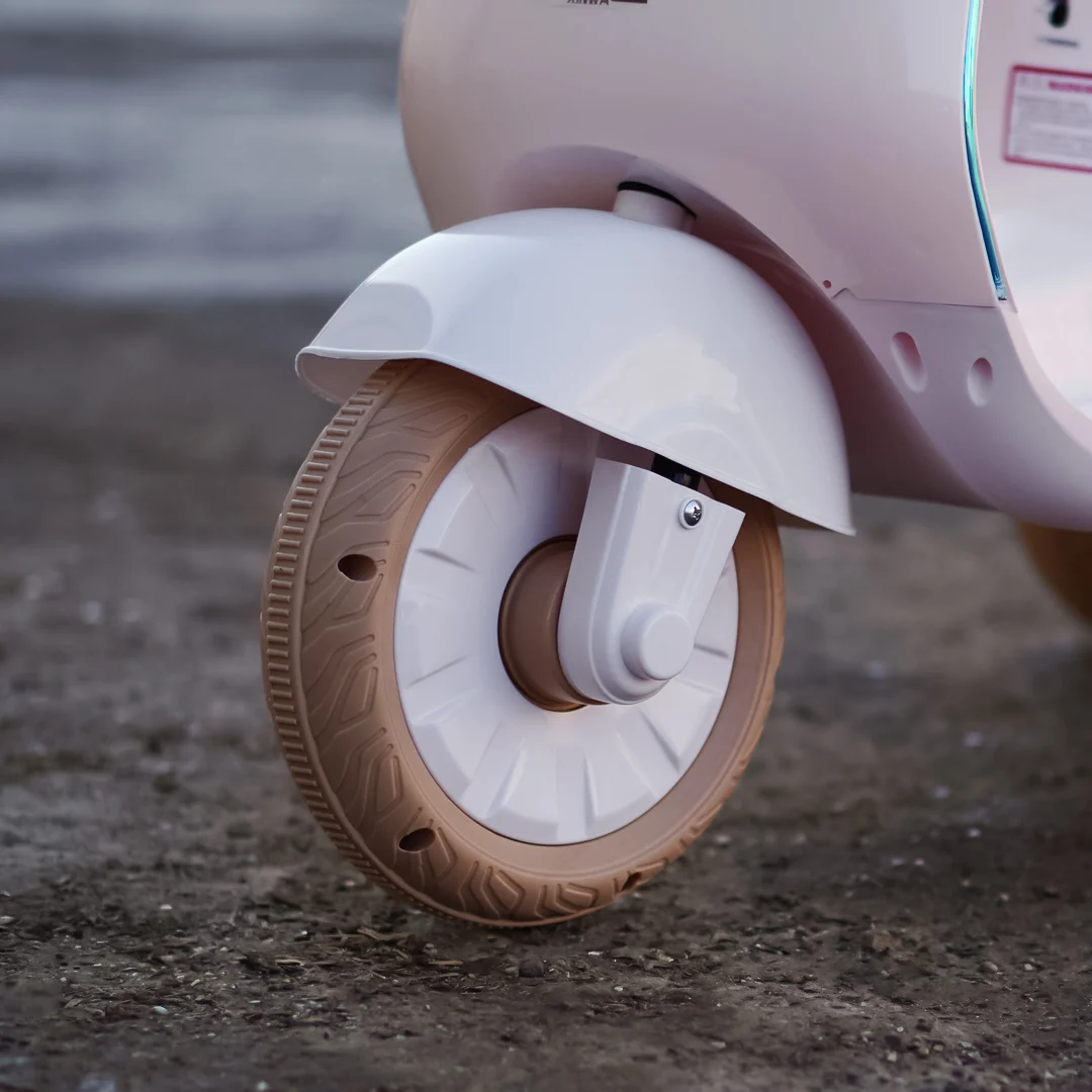 Electric Scooter for Kids , 3 Wheels, 2 Seats, Remote Control, 70W, white [5]