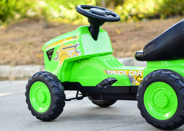 Ride on tractor with pedals for children 3-8 years, model G206, green [4]