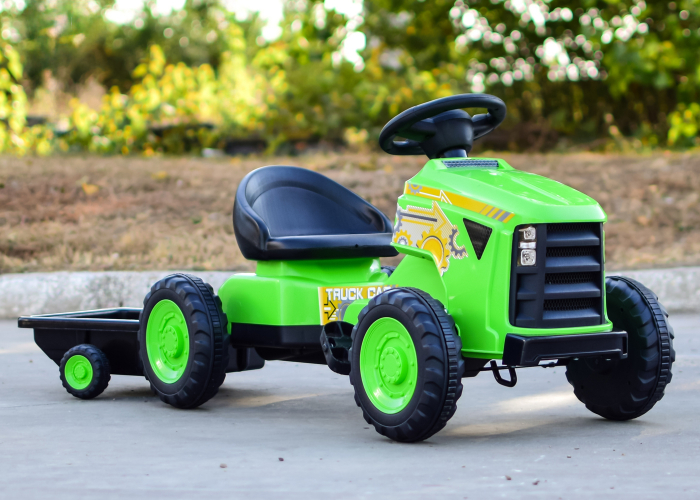 Ride on tractor with pedals for children 3-8 years, model G206, green [9]