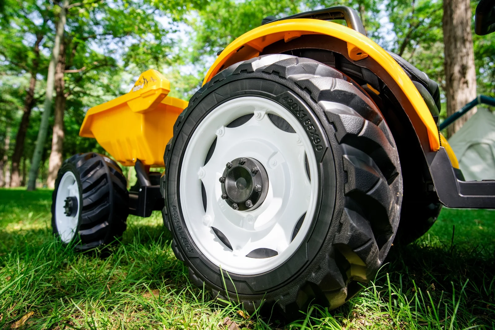 Tractoras electric copii, 90W 12V 10Ah cu remorca, culoare galben [6]