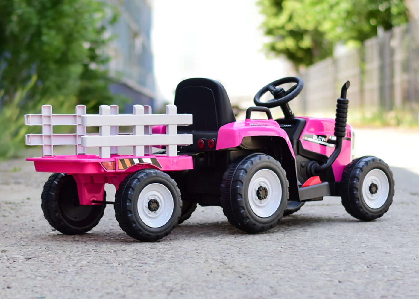 Tractoras electric copii BJ611, 60W 12V, cu remorca si telecomanda roz [9]