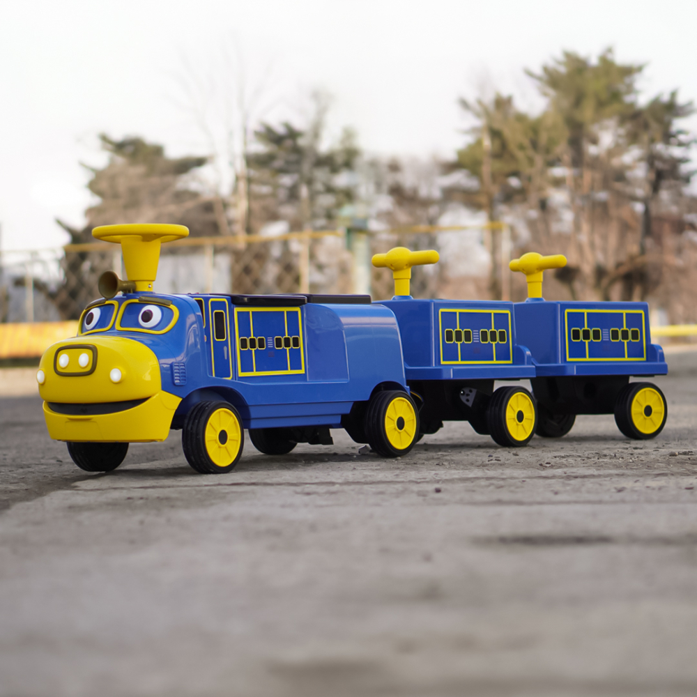 CHUGGINGTON Electric Ride-On Train with 2 Extra Carriages, for 4 Children, 12V 180W, Soft Wheels, Blue [3]