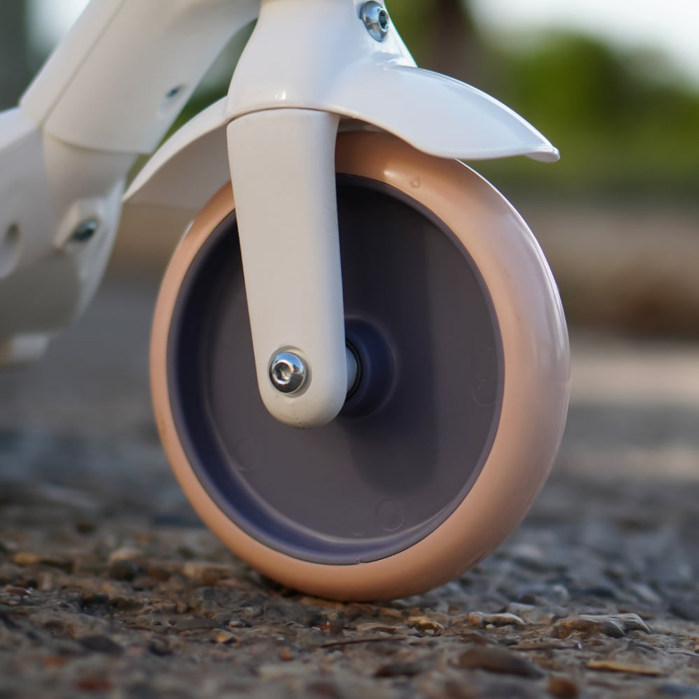 Electric scooter with lights for children, 3 wheels, stable, Aquamist, 30W, 6V 4.5Ah, white [16]
