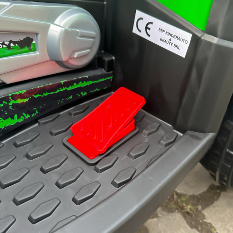 Ride-on electric ATV for kids SuperOffroad, 4x4, 140W 12V, RC, music player, green [17]