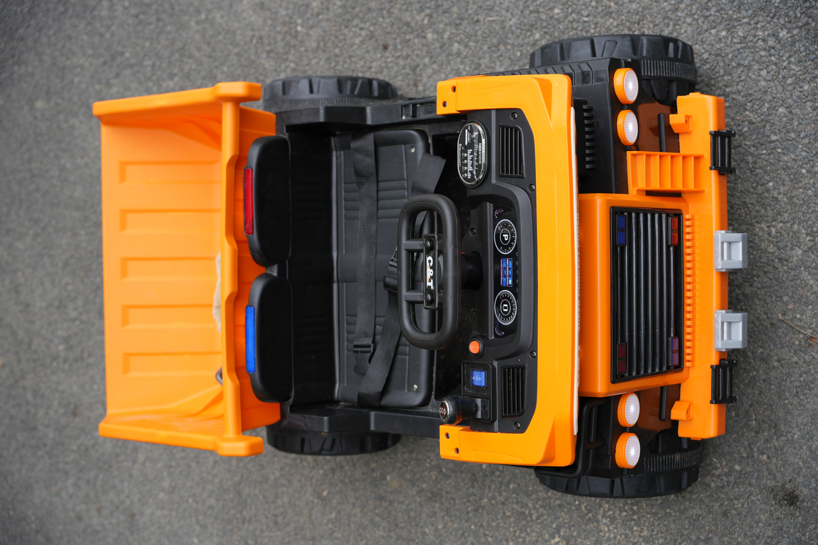 Electric ride-on truck with 2 seats BJDQ818, 120W, 12V 10Ah, PREMIUM equiped, yellow [23]