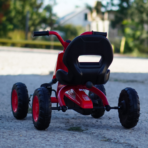 Kart cu pedale pentru copii intre 2 si 6 ani, rosu [6]