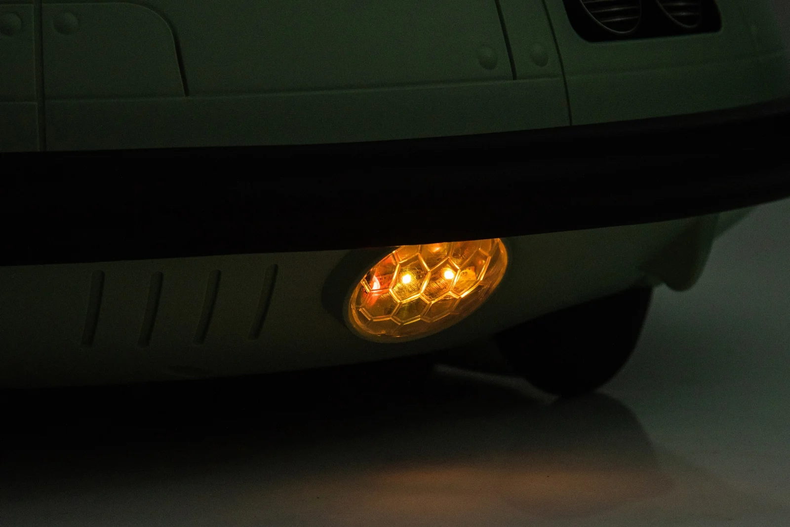 Masinuta busitoare copii, Solley UFO 360, cu telecomanda, 80W 12V, verde [10]