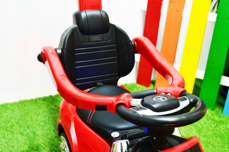 Licensed Ride-On car for children Mercedes GLC63 AMG 3 in 1 with handle, premium, red [13]