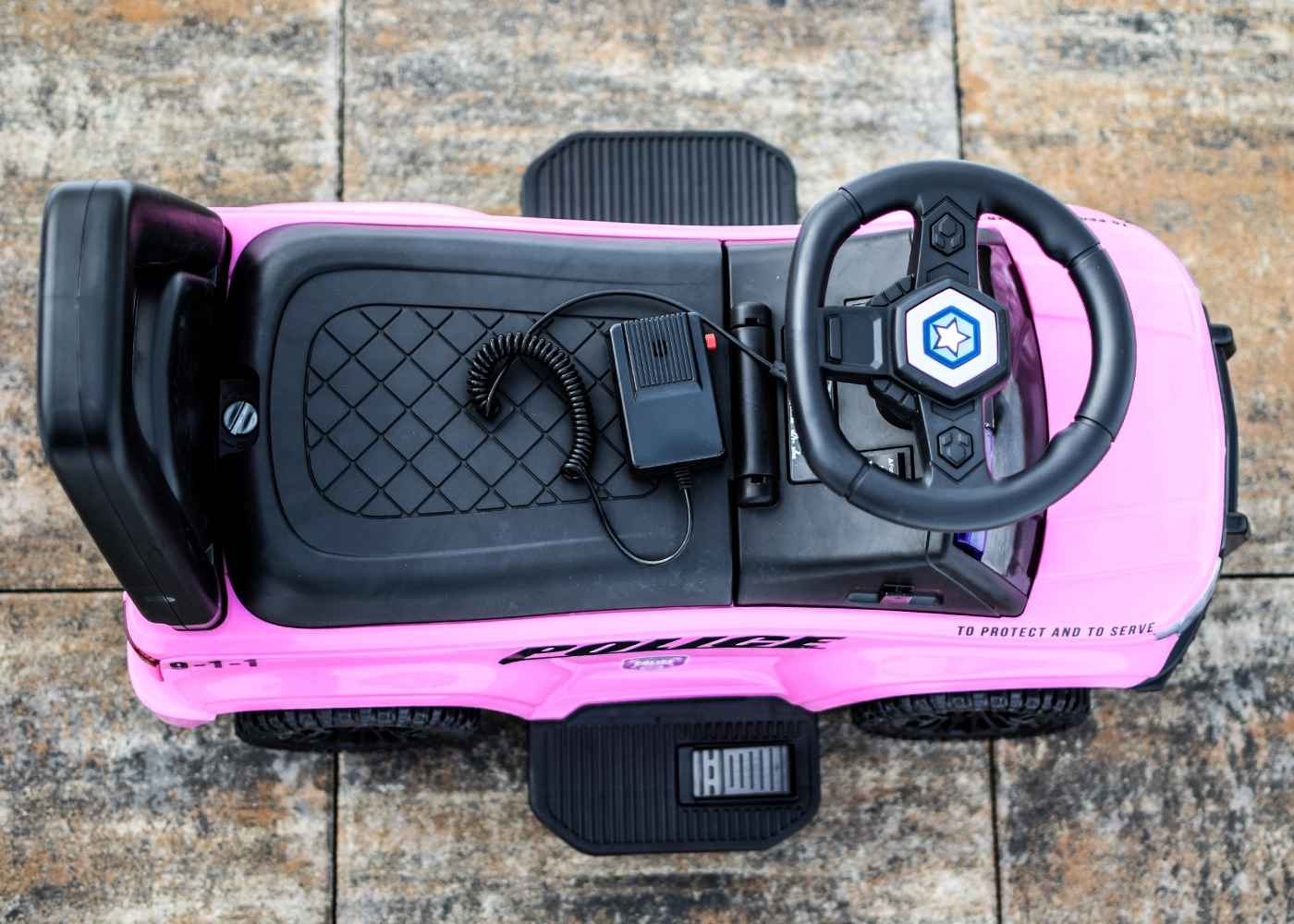 Children's ride on police car, 30W 6V, with megaphone and music player, pink color [5]