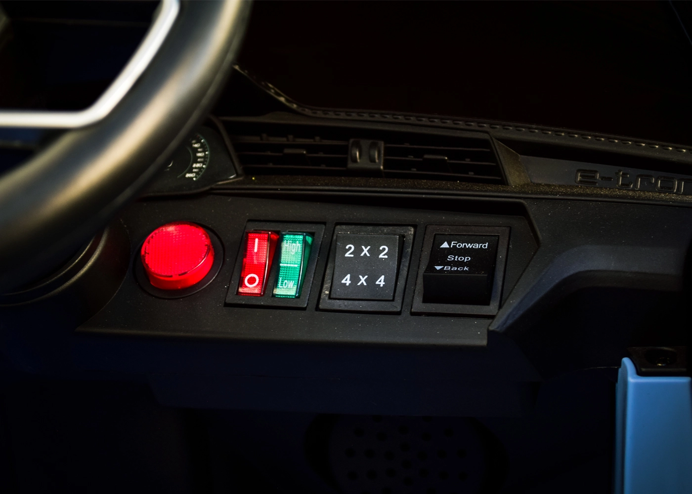Masinuta electrica 4x4 cu licenta Audi E-tron Sportback, 12V 140W, albastra [28]