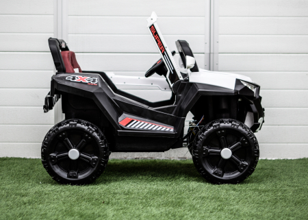 Masinuta electrica copii 4x4 SuperCar, 100W, 12V, scaun tapitat, music player, alb [5]