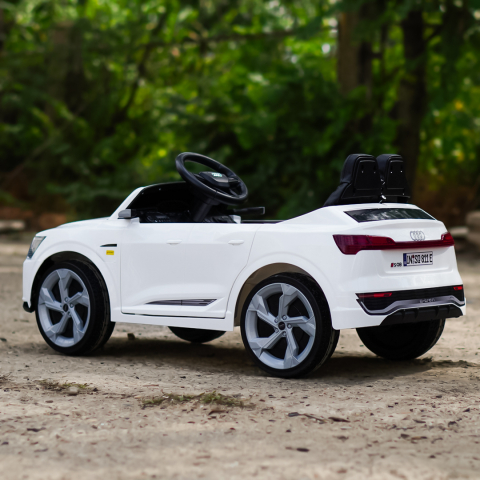 Ride-on electric car, Audi SQ8, 70W, 12V, soft EVA wheels and seat with ecological leather, white [7]