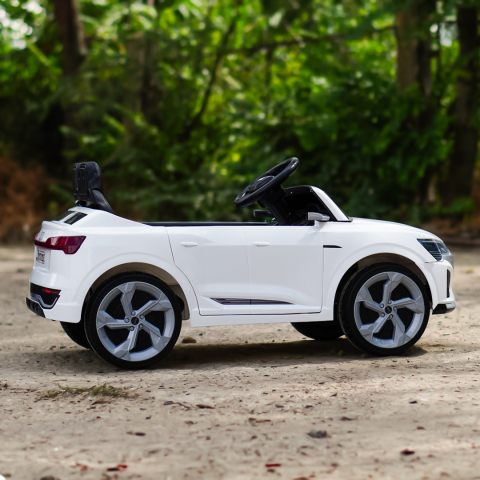 Ride-on electric car, Audi SQ8, 70W, 12V, soft EVA wheels and seat with ecological leather, white [10]