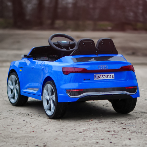 Masinuta electrica copii, Audi SQ8, 70W, 12V, roti moi EVA si scaun tapitat cu piele ecologica, albastra [9]