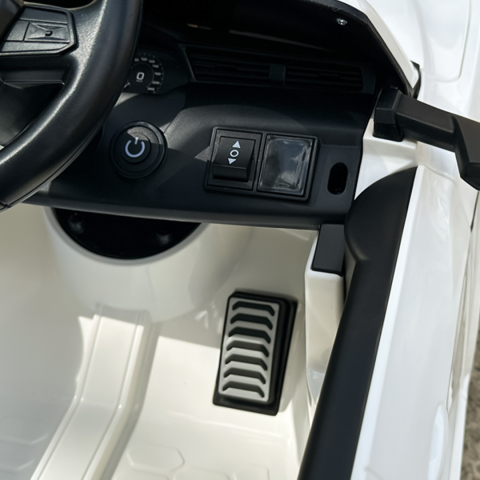 Licensed electric ride-on car for children Audi SQ8, remote control included, 70W, 12V, standard, white [13]