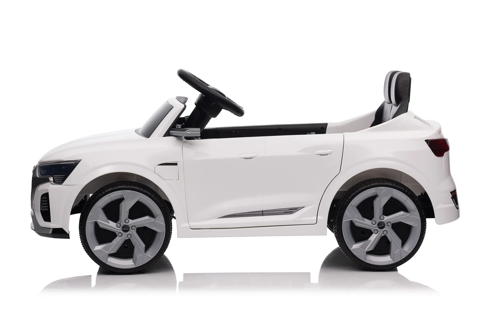 Licensed electric ride-on car for children Audi SQ8, remote control included, 70W, 12V, standard, white [11]