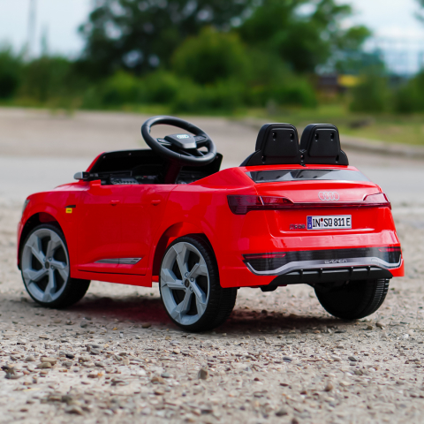 Licensed electric ride-on car for children Audi SQ8, remote control included, 70W, 12V, standard, red [7]
