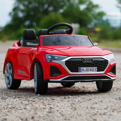 Licensed electric ride-on car for children Audi SQ8, remote control included, 70W, 12V, standard, red [2]