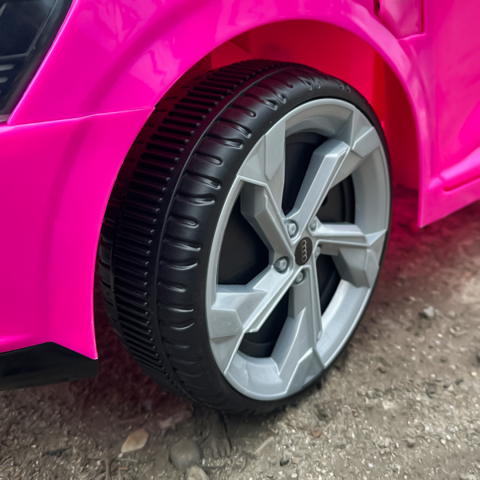 Masinuta electrica copii cu licenta Audi SQ8, telecomanda, 70W, 12V, standard, roz [15]