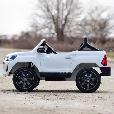 Licensed ride-on car Toyota Hilux 2020, 4x4 180W 12V 14Ah, premium, white [5]