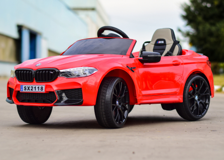 Masinuta electrica cu licenta Bmw M5 Competition, 24V, 500W cu scaun tapitat, editie drift, rosie [15]