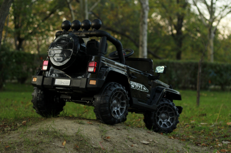 Kinderauto BJ7588 Ride-On off road car for children, 90W, 12V, leather seat, black [10]