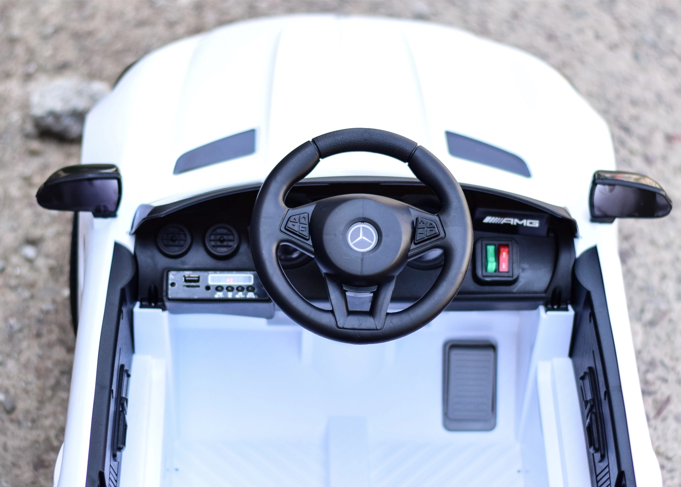 Masinuta electrica pentru copii cu licenta Mercedes-Benz AMG GT-R, 50W 12V, alba [6]