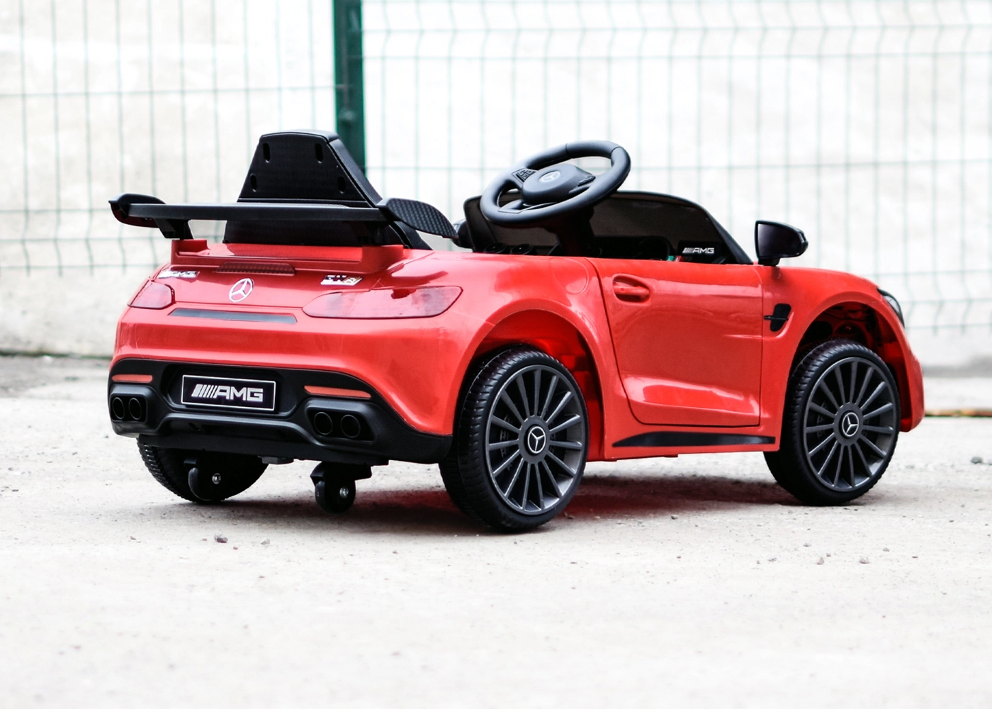 Masinuta electrica pentru copii cu licenta Mercedes-Benz AMG GT-R, 50W 12V, rosie [6]