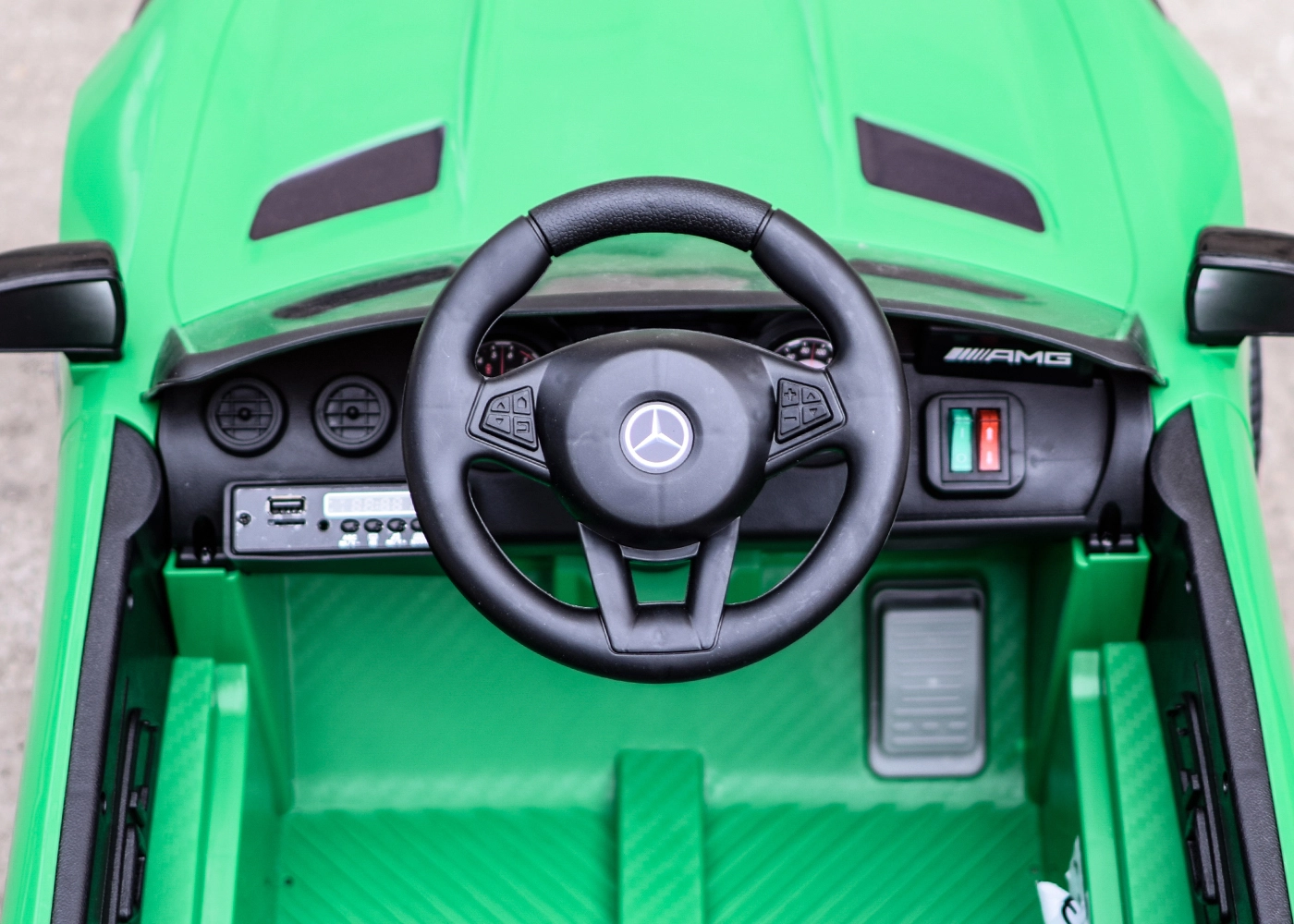 Masinuta electrica pentru copii cu licenta Mercedes-Benz AMG GT-R, 50W 12V, verde [17]