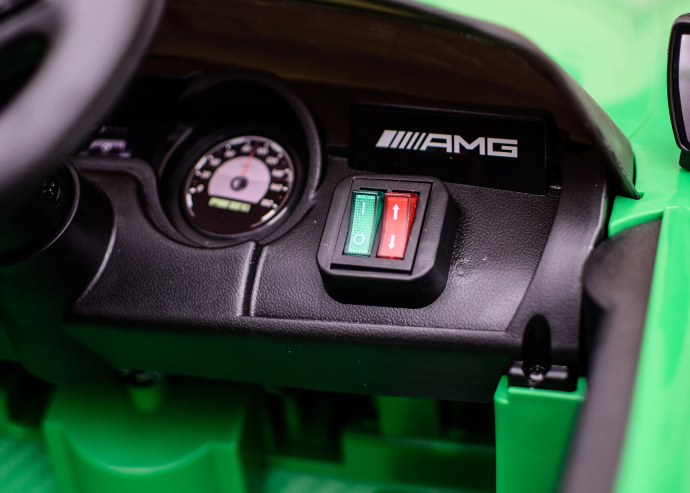 Masinuta electrica pentru copii cu licenta Mercedes-Benz AMG GT-R, 50W 12V, verde [8]