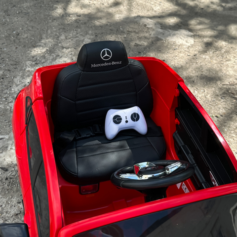 Licensed ride-on car for children Mercedes EQA, 4x4, 140W 12V premium, red [16]