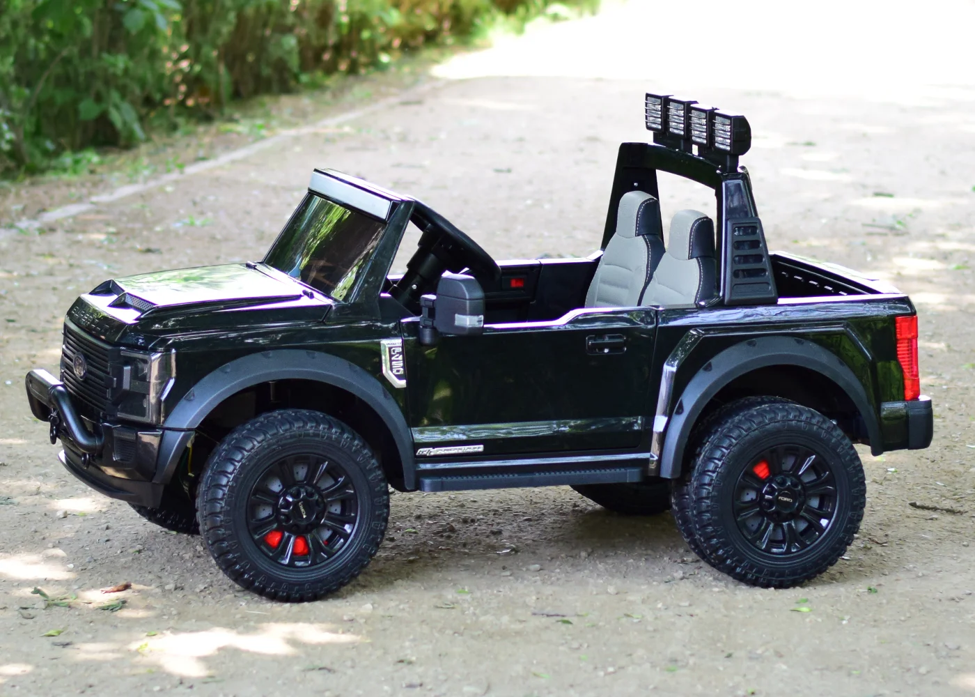 Masinuta electrica pentru copii, Ford Super Duty F450, 2 locuri, 300W, 24V 14A, echipare premium, neagra [2]