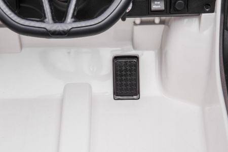 Masinuta electrica pentru copii McLaren GT 70W 12V, butterfly doors, alba [3]