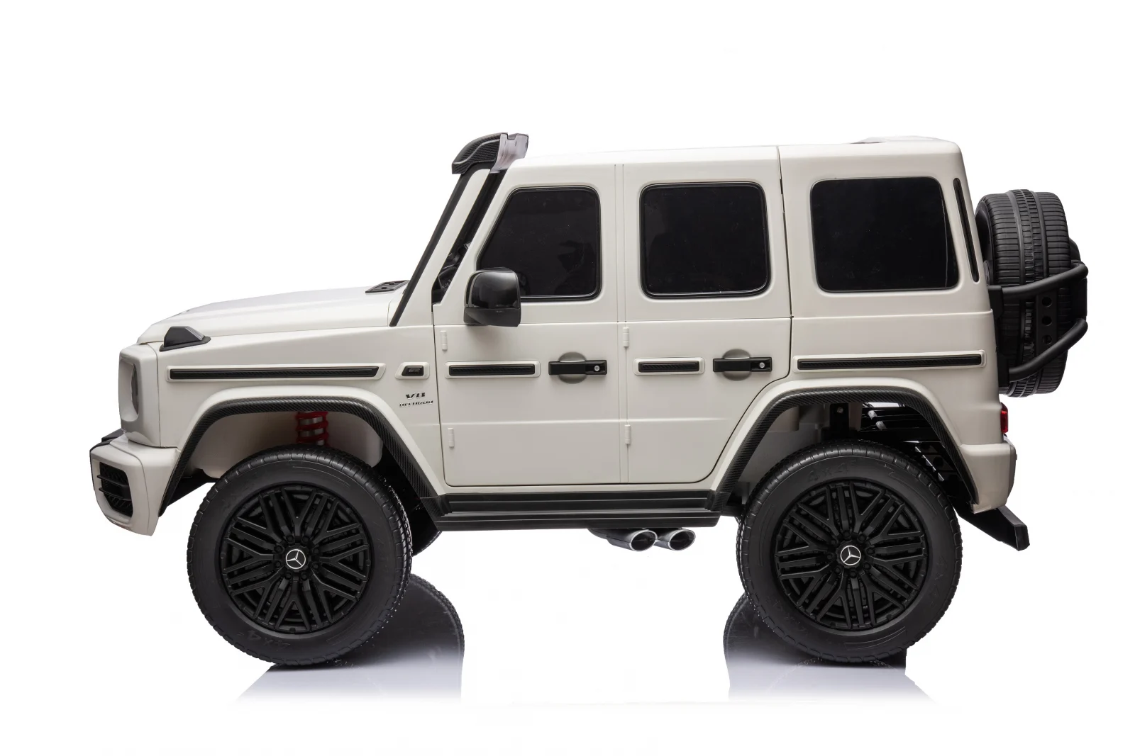 Licensed ride-on car for children Mercedes G63, with 2 seats, 4x4, 800W, 24V-14Ah, Mp3, white [5]