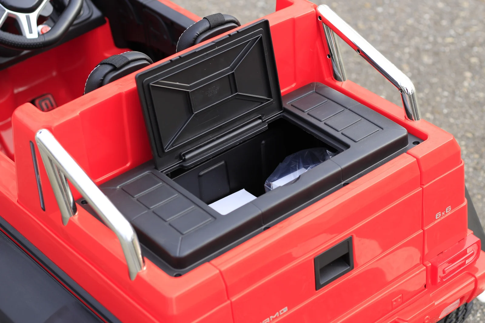 Licensed Ride On kids electric car Mercedes G63, premium, 6x6, 270W, with adult seat, red [4]